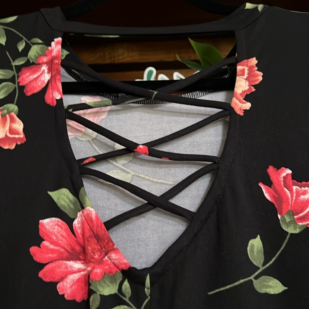 BYE & BYE Black/Dark Pink/Hot Pink/Green Floral Long Sleeve Dress, Medium, GUC. - Picture 9 of 10